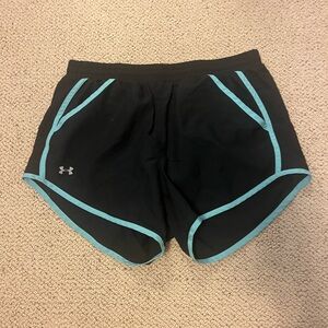 UNDER ARMOUR